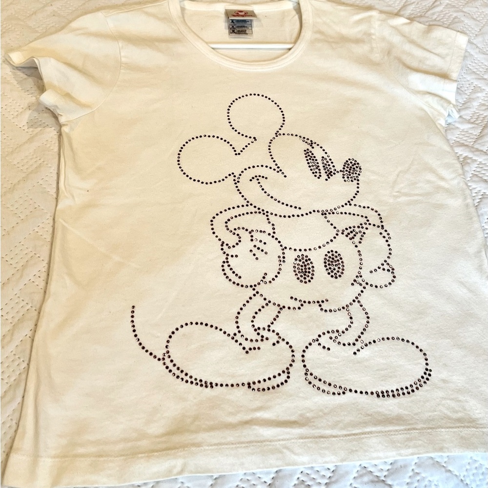 Disney Store Mickey Mouse cream sequined t-shirt. Junior size7/8